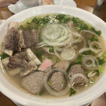 Bun Cha Ca Hoang Yen - Vietnamese Near Me - Vancouver, British Columbia Bun Cha Ca Hoang Yen - Vietnamese Near Me - Vancouver, British Columbia
