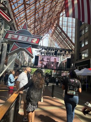 Fourth Street Live! by null