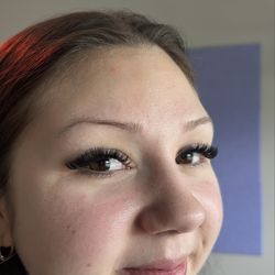Sugar Savvy - Short mega volume in CC curl 12-8mm squirrel/cat eye styling