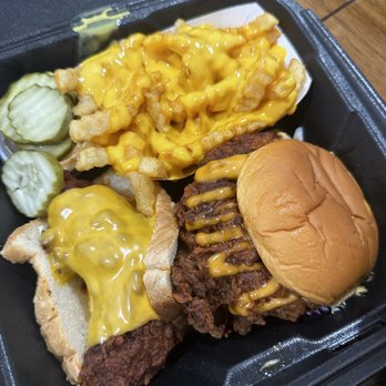 Dave's Hot Chicken - Extra hot strip / Reaper Sandwich/ cheese fries - Chicken Shop Near Me - El Cajon, California