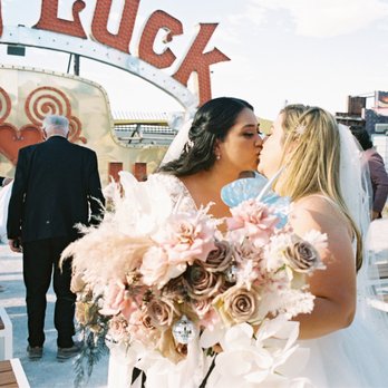 Lucid Juliet - LGBT wedding inclusive - Florists Near Me