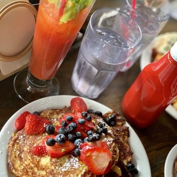 Fratelli Cafe - Croissant French Toast - Coffee & Tea Near Me - Los Angeles, California