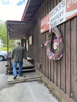 Becky's Grocery and Grill by null