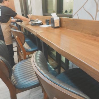 Chocolate Bar - bar style seating - Desserts Near Me - Jacksonville, Florida