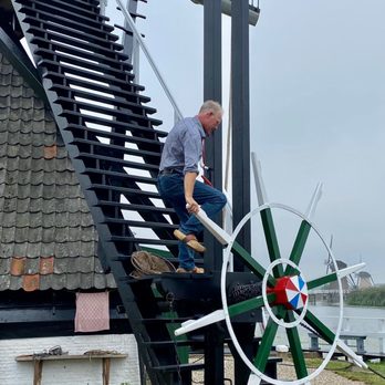 Kinderdijk - How the Kinderdijk families live. - Landmarks & Historical Buildings Near Me - Kinderdijk, ZH Kinderdijk - How the Kinderdijk families live. - Landmarks & Historical Buildings Near Me - Kinderdijk, ZH