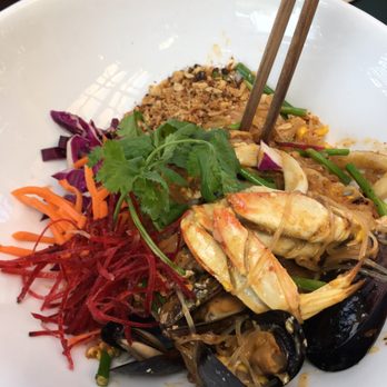 Nudi - seafood padthai - Asian Fusion Near Me - Portland, Oregon