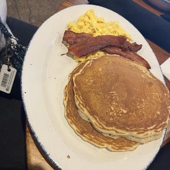 Mama's Cafe - Pancakes plate - American Near Me - San Antonio, Texas Mama's Cafe - Pancakes plate - American Near Me - San Antonio, Texas