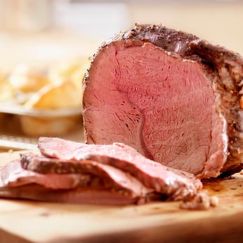 Vincenzo Catering - Hand Carved Roast Beef with horseradish sauce - Caterers Near Me - Centerville, Minnesota Vincenzo Catering - Hand Carved Roast Beef with horseradish sauce - Caterers Near Me - Centerville, Minnesota