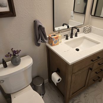 Nazca Construction - Second upstairs bathroom. Remodeled vanity, mirror, medicine cabinet, toilet, and floor. - General Contractors Near Me - Redwood City, California