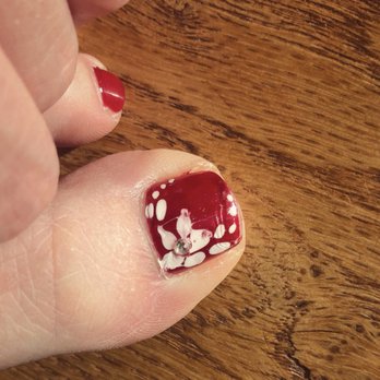 Nail Club - Nail Salons Near Me - Watertown, South Dakota