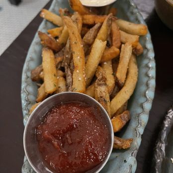 White Pillars Restaurant and Lounge - Duck fat fries - Bars Near Me - Biloxi, Mississippi White Pillars Restaurant and Lounge - Duck fat fries - Bars Near Me - Biloxi, Mississippi