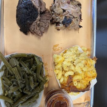 Righteous ‘Que - Pork, brisket, green beans and Mac and cheese were all delicious! - Southern Near Me - Marietta, Georgia Righteous ‘Que - Pork, brisket, green beans and Mac and cheese were all delicious! - Southern Near Me - Marietta, Georgia