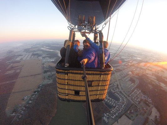 Group/shared hot air balloon flights - SkyRider tours now offers group /shared hot air balloon flights seven days a week. Group tours start at $155 per person (guaranteed best direct rate in the industry). Call today to schedule your hot air balloon adventure. Group/shared hot air balloon flights - SkyRider tours now offers group /shared hot air balloon flights seven days a week. Group tours start at $155 per person (guaranteed best direct rate in the industry). Call today to schedule your hot air balloon adventure.