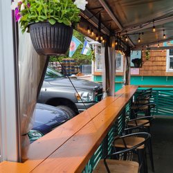 Stemma Brewing Co. - Outside bar rail