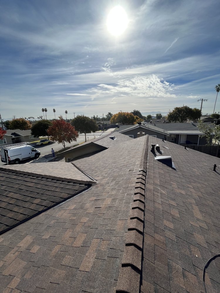 Slide of Roofers Paint