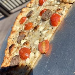 Mountain Pizza & Taproom