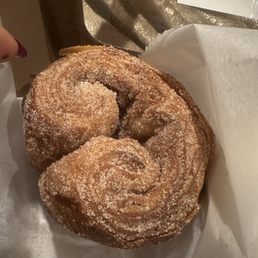 BouNom Roll