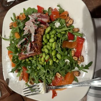 B-Town Kitchen & Raw Bar - Ahi Steak - Live/Raw Food Near Me - Bellingham, Washington