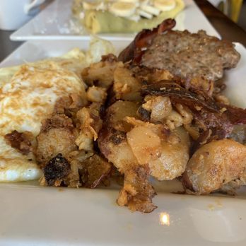 Rooster - Downtown - Sausage, eggs, bacon and potatoes - Creperies Near Me - St. Louis, Missouri Rooster - Downtown - Sausage, eggs, bacon and potatoes - Creperies Near Me - St. Louis, Missouri