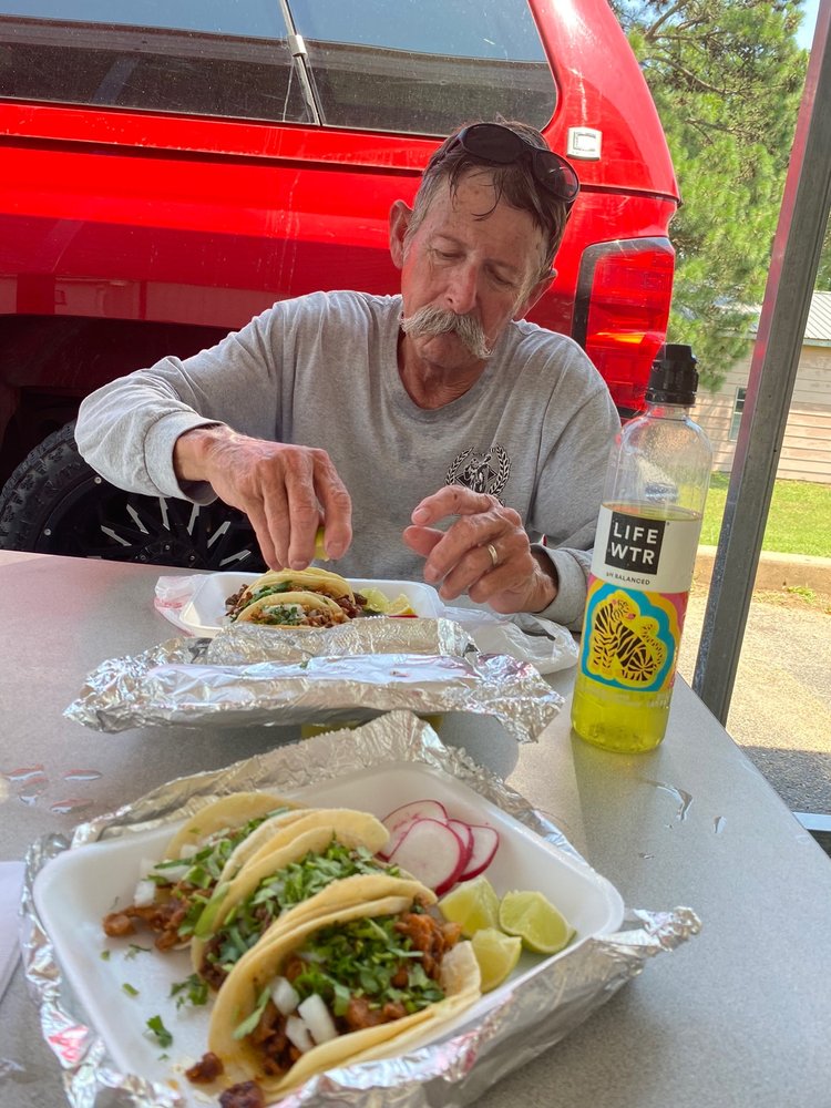 Don Julio's Tacos Logo