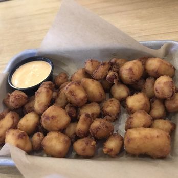 Buffalo Wild Wings - Cheese Curds with Spicy Ranch - American Near Me - Gastonia, North Carolina