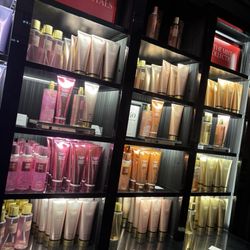 Victoria's Secret & PINK