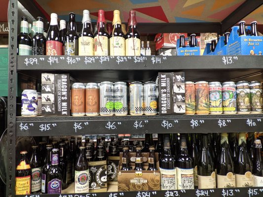 West view bottle apostle by null