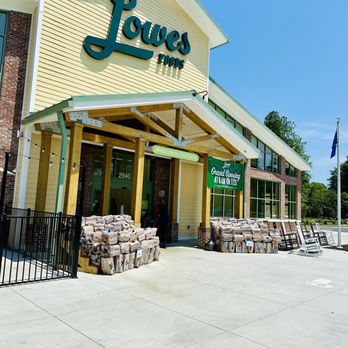 Lowes Foods - Grocery Near Me - Aiken, South Carolina