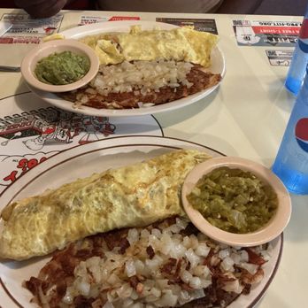 Crazy Otto's Diner - Crazy Otto's Burgermeat Omelette - Diners Near Me - Lancaster, California