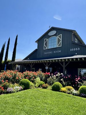 Ponte Winery by null