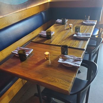 Vecina - Table setting - Latin American Near Me - Phoenix, Arizona