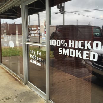 Willie Mae's Barbeque - Outside - Barbeque Near Me - Springfield, Tennessee Willie Mae's Barbeque - Outside - Barbeque Near Me - Springfield, Tennessee