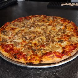 Pat's Pizza & Pub - 12" Mushroom Pizza.  Was Really Good.