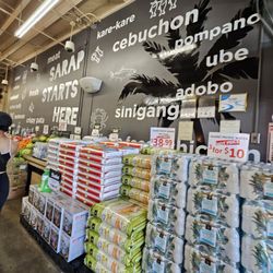 Island Pacific Supermarket