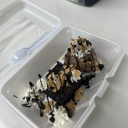 Ice Cream & Limbers - Brownie Sundae