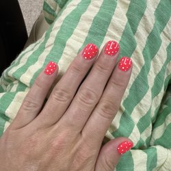 Natural Nails - Polka dot nails