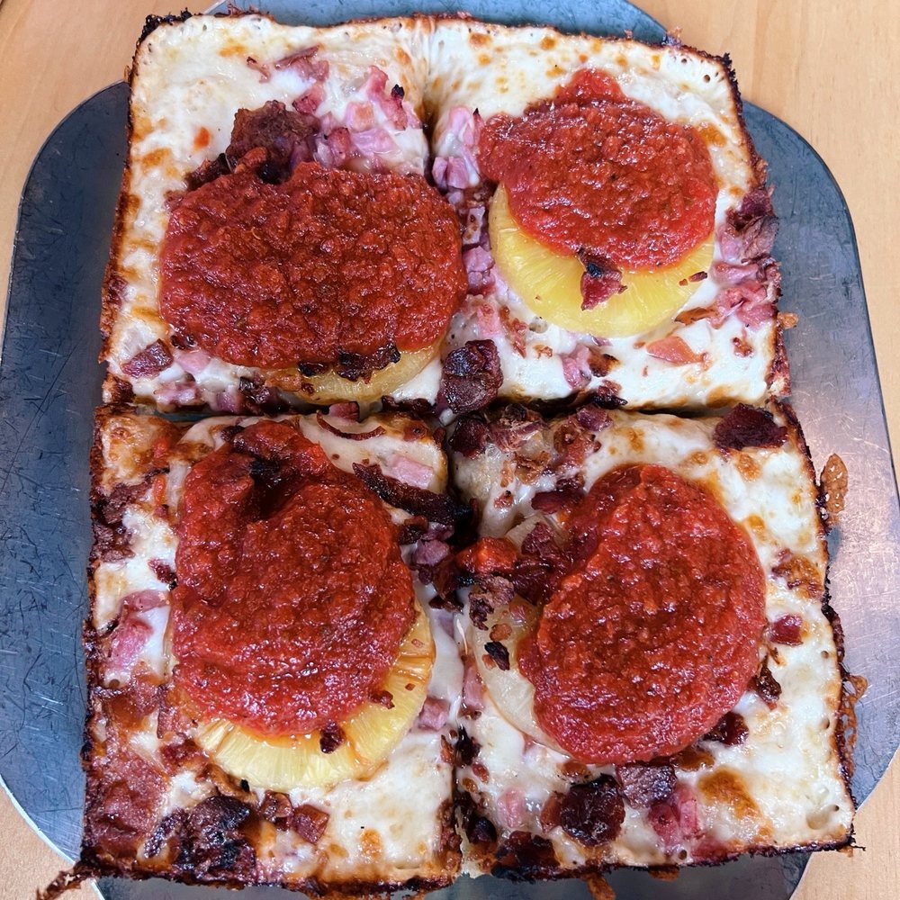 Woodward Pizza - Spicy Hawaiian - 4 sq. - Pizza Near Me - Edmond, Oklahoma Woodward Pizza - Spicy Hawaiian - 4 sq. - Pizza Near Me - Edmond, Oklahoma