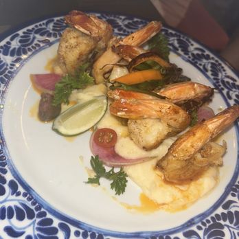 Los Tres Gallos - Shrimp - Tacos Near Me - Cabo San Lucas, BCS