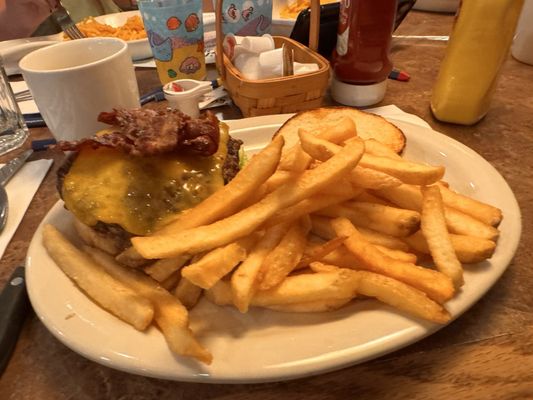 Shari's Cafe and Pies by null