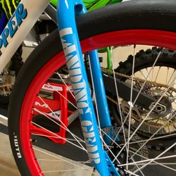 Elite Bicycles - SE fork replaced under mfg. warranty by Elite Bicycles.