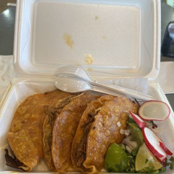 Tacos La Jefa - Birria plate - Tacos Near Me - East St. Louis, Illinois Tacos La Jefa - Birria plate - Tacos Near Me - East St. Louis, Illinois