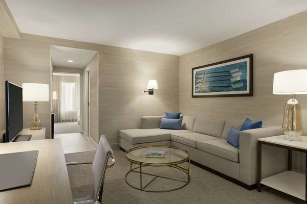 DoubleTree Suites by Hilton Hotel Boston - Cambridge by null