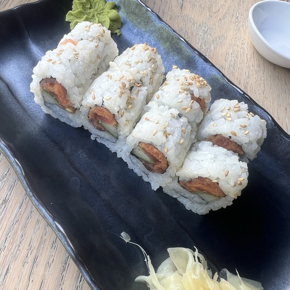 SPICY TUNA MAKI* (8 PCS) SPICY TUNA MAKI* (8 PCS)