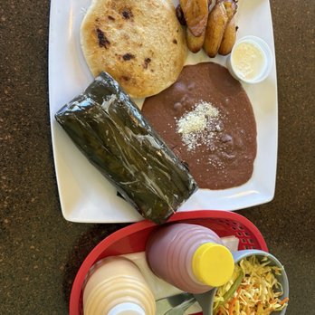Chepes - Papusa+tamale combo - Salvadoran Near Me - Portland, Oregon