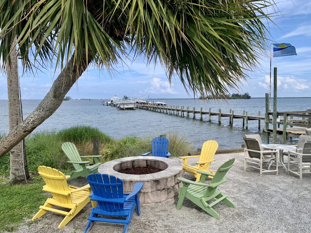 TIKI BAR & GRILL 147 Photos & 121 Reviews 1130 Indian River Dr