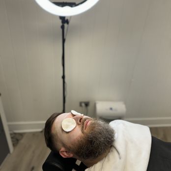 Skyline Hair Studio - Barbers Near Me - Villa Park, Illinois Skyline Hair Studio - Barbers Near Me - Villa Park, Illinois