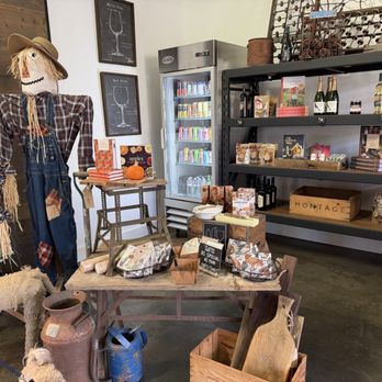 Blue Barn Provisions - Salad Near Me - Camino, California Blue Barn Provisions - Salad Near Me - Camino, California