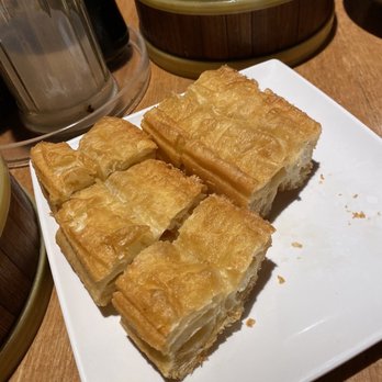 Hong Kong Bistro - Chinese Donut - Cantonese Near Me - Seattle, Washington