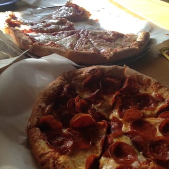 Dino's Pizza - Pizza Near Me - Burbank, California Dino's Pizza - Pizza Near Me - Burbank, California