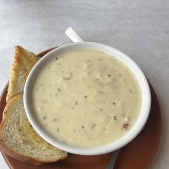 Boccellis Ristorante - Clam chowder - Italian Near Me - Gresham, Oregon